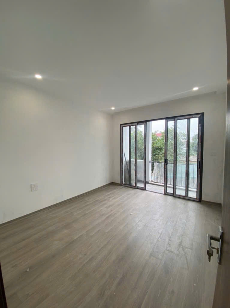 BÁN NHÀ 3 Tầng Bắc Hồng- Đông Anh- 4 Tỷ